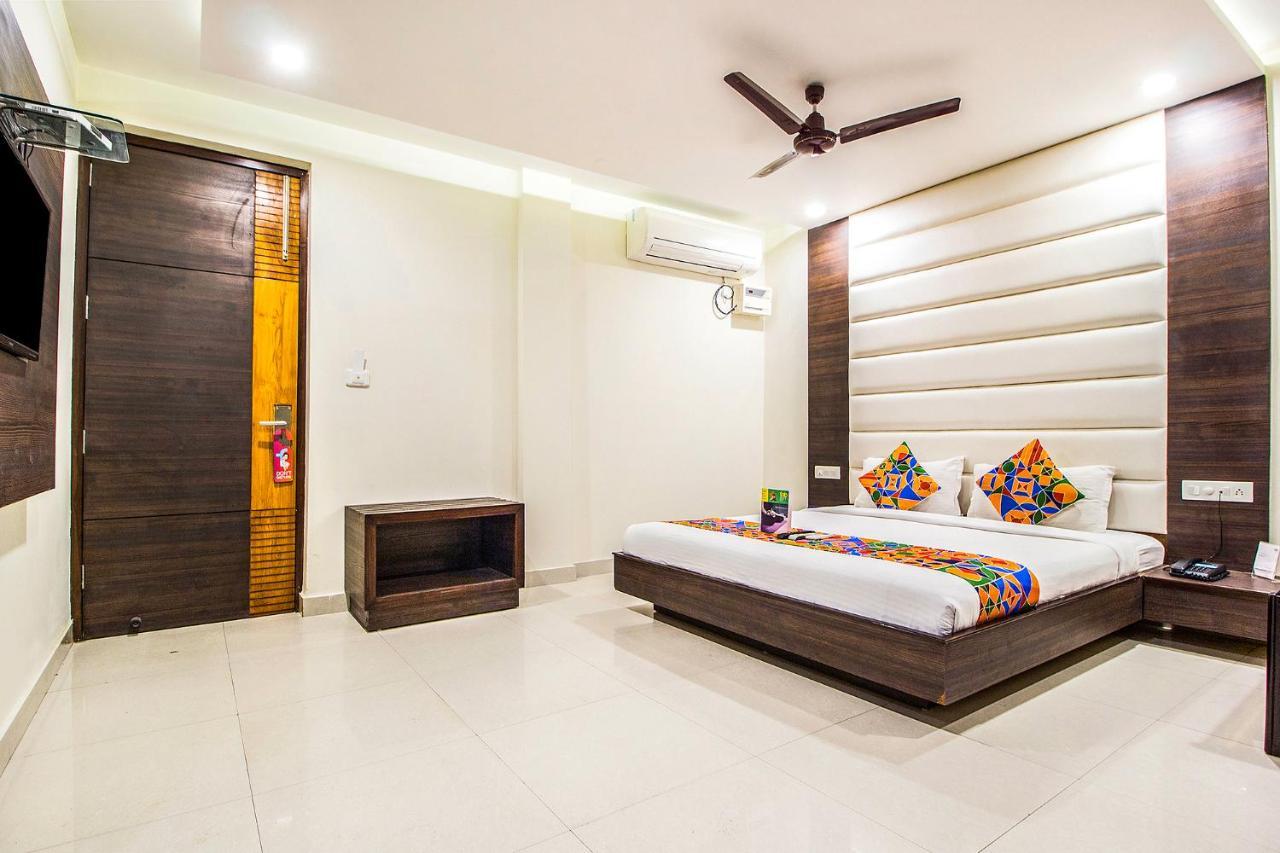 Fabhotel Kk Continental Rd