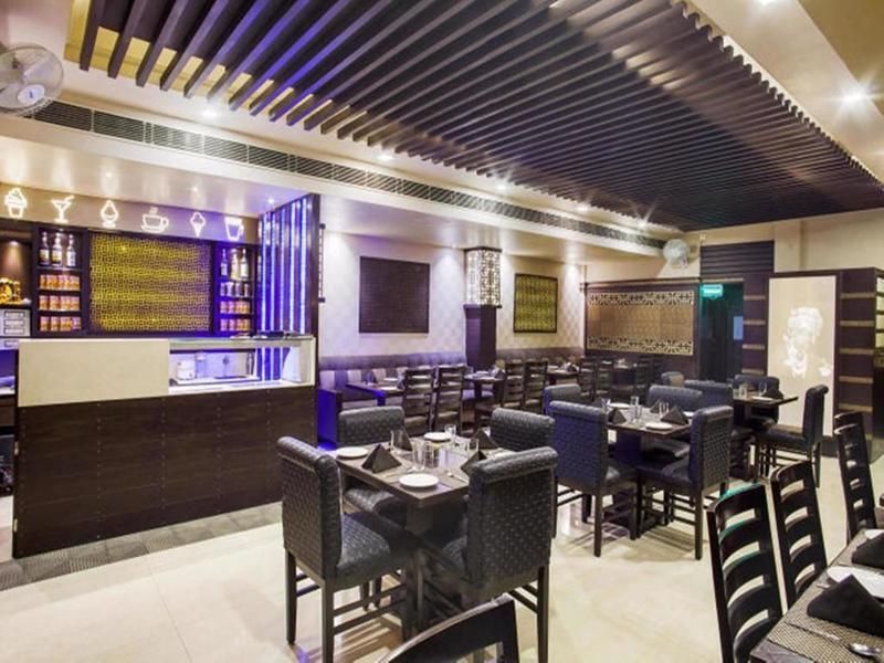 Fabhotel Kk Continental Rd Hotel