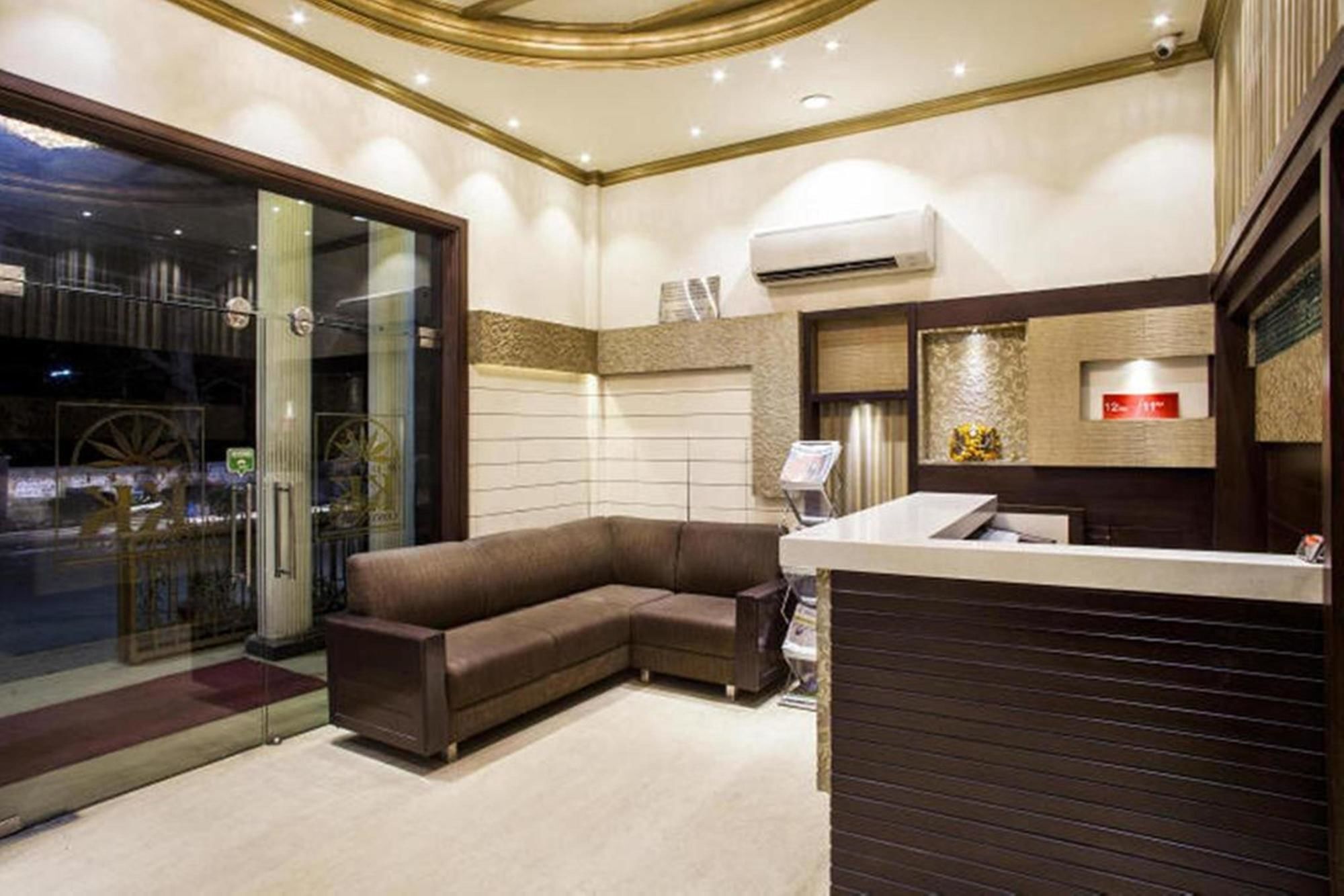 Fabhotel Kk Continental Rd Hotel